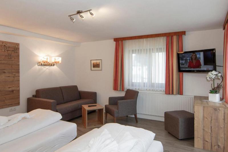 Hotel 3
