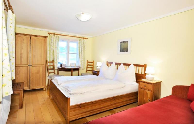 Hotel 3