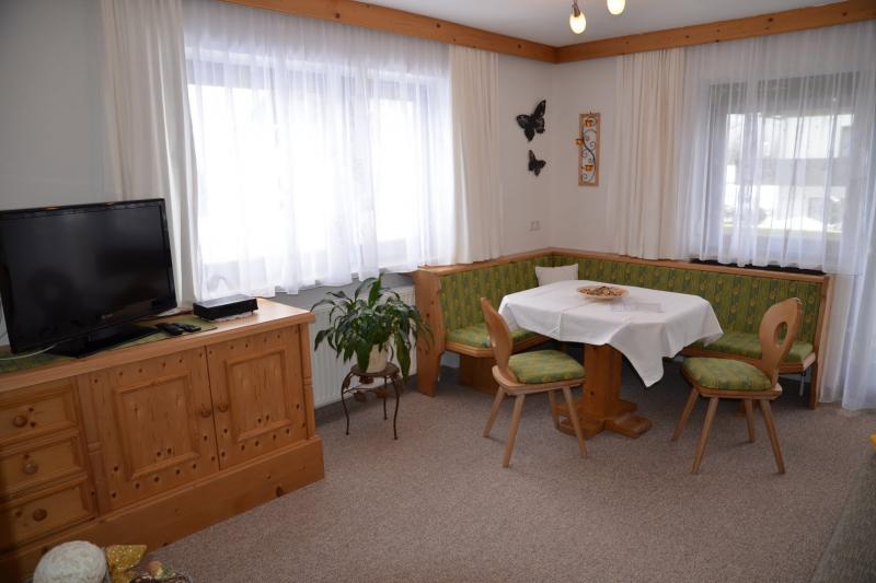 Hotel 81