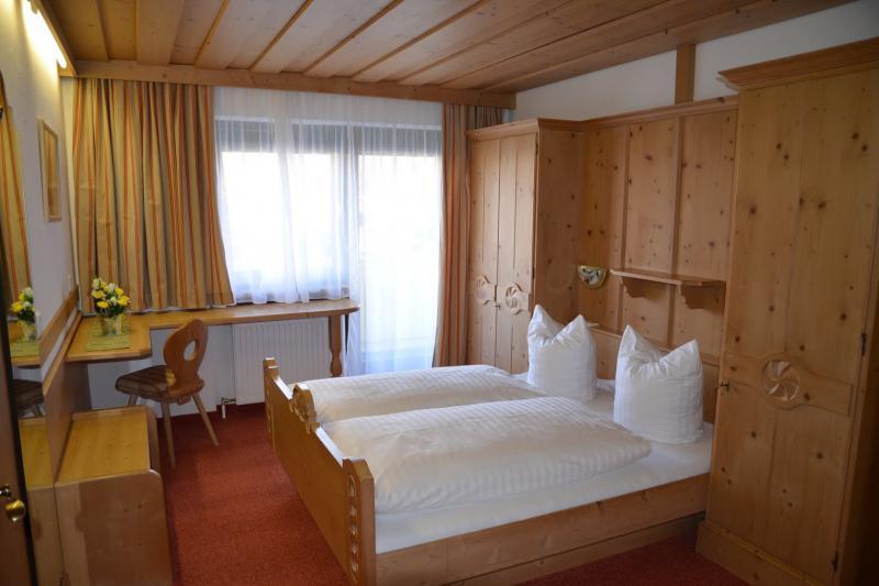 Hotel 104