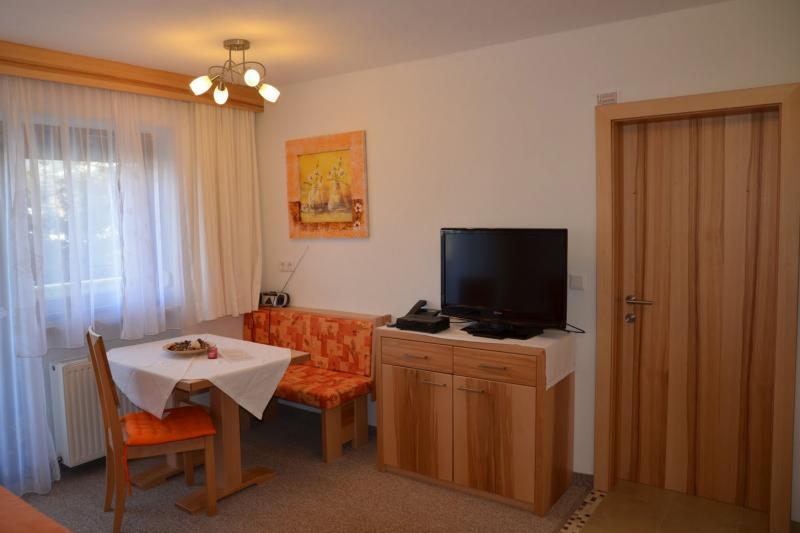 Hotel 104