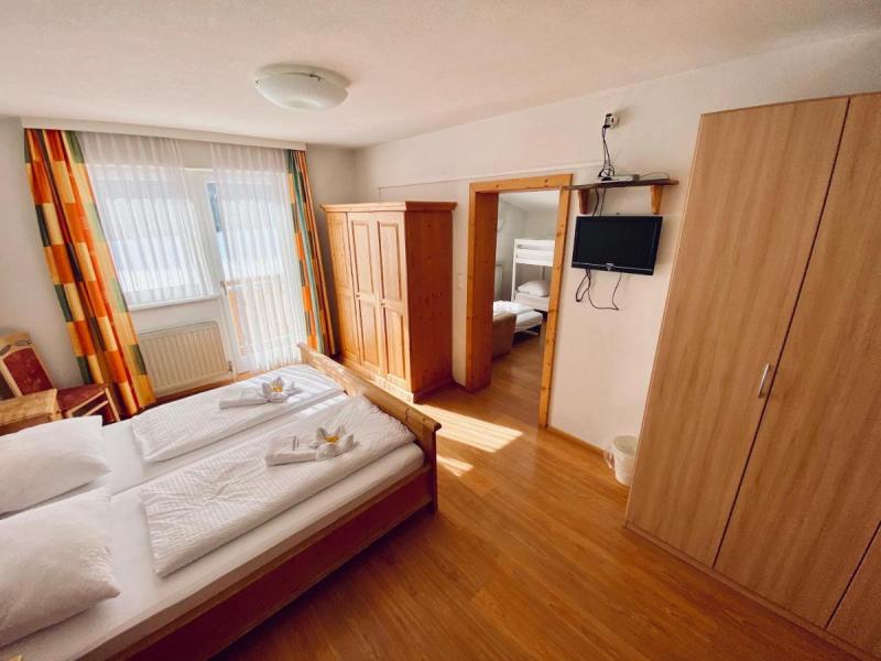 Hotel 3