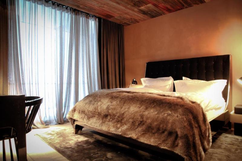 Hotel Hotel