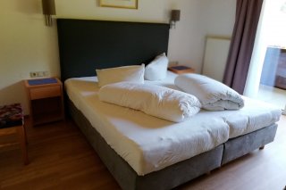 Bed & Breakfast / Pensione 3