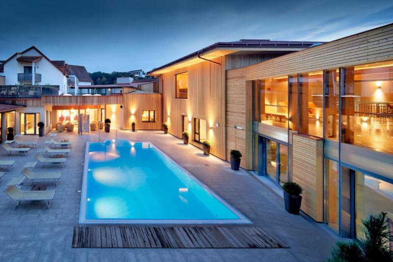 Hotel 3
