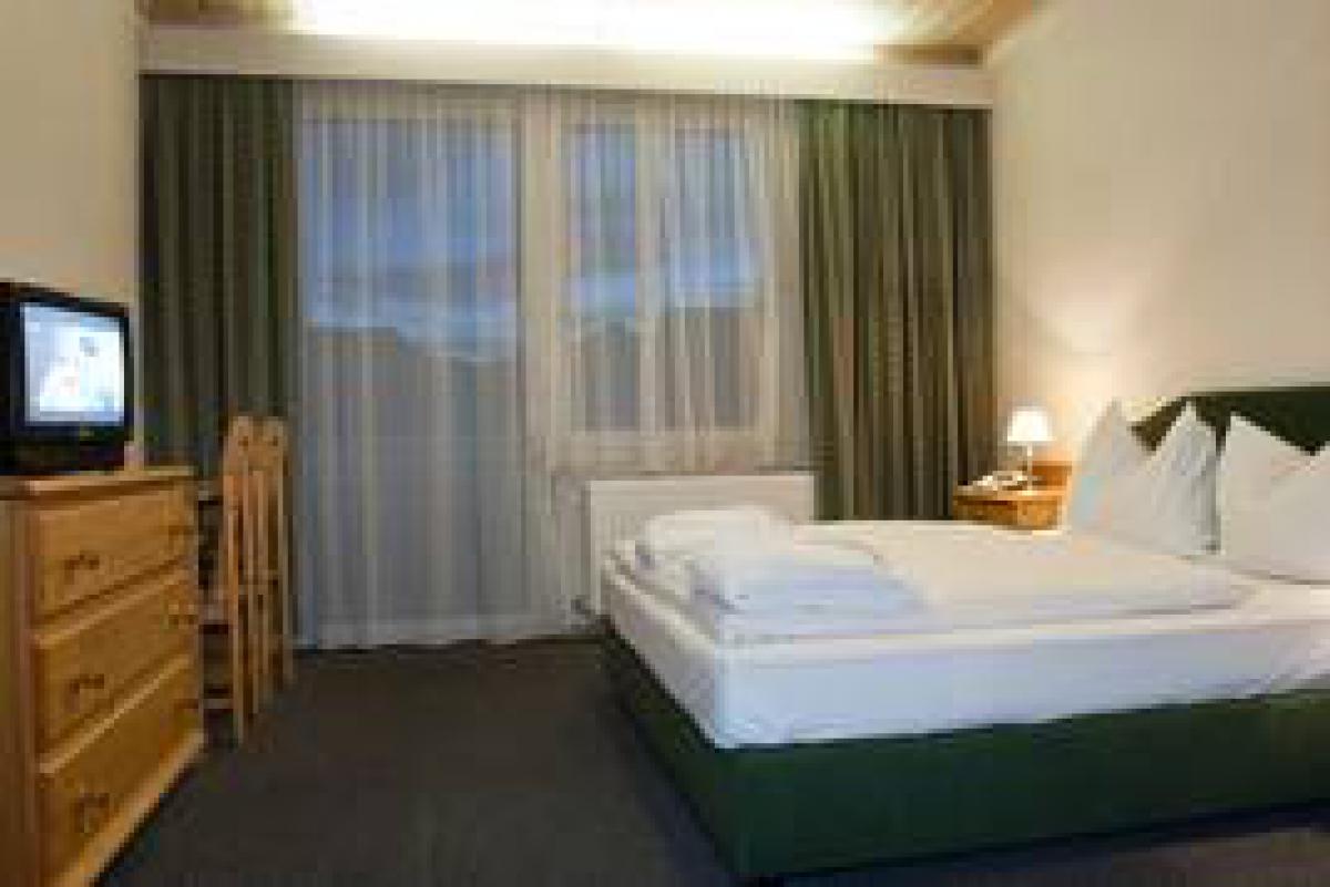 Hotel 3