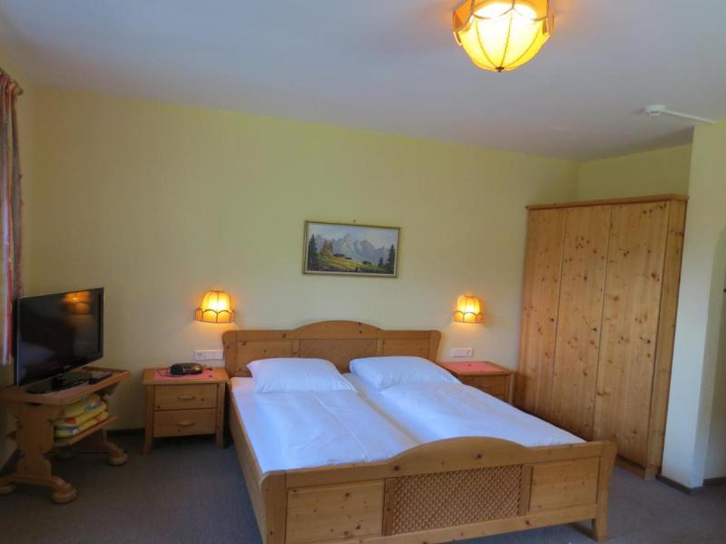 Hotel 3