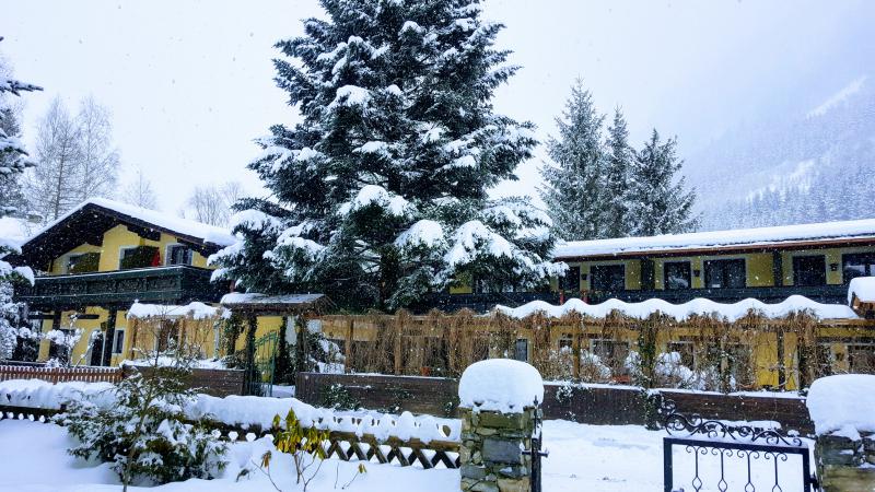 Appartement Ferienwohnung Hallenbad