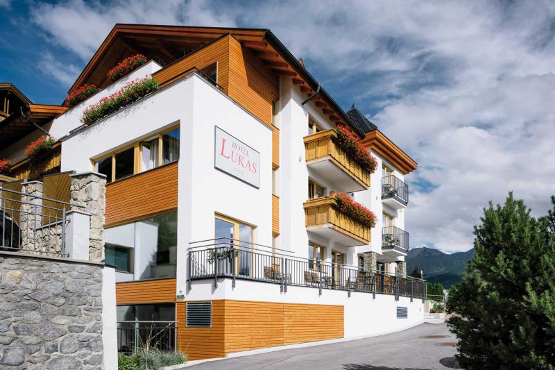 Hotel 3