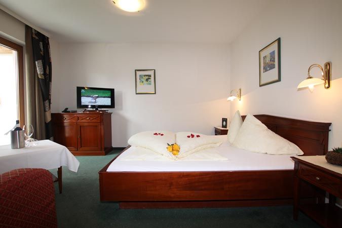 Hotel Tirol
