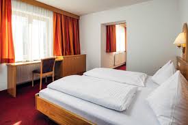 Hotel 3