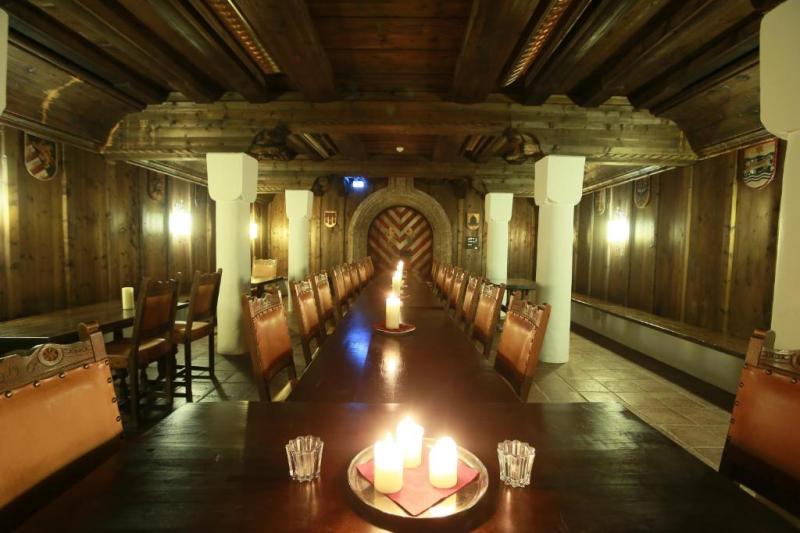 Hotel Tirol