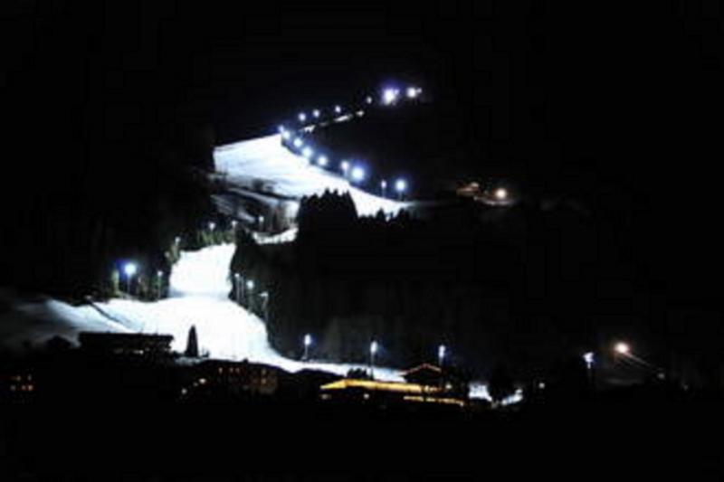 Skipiste Reith Nachtschifahren groß.jpg