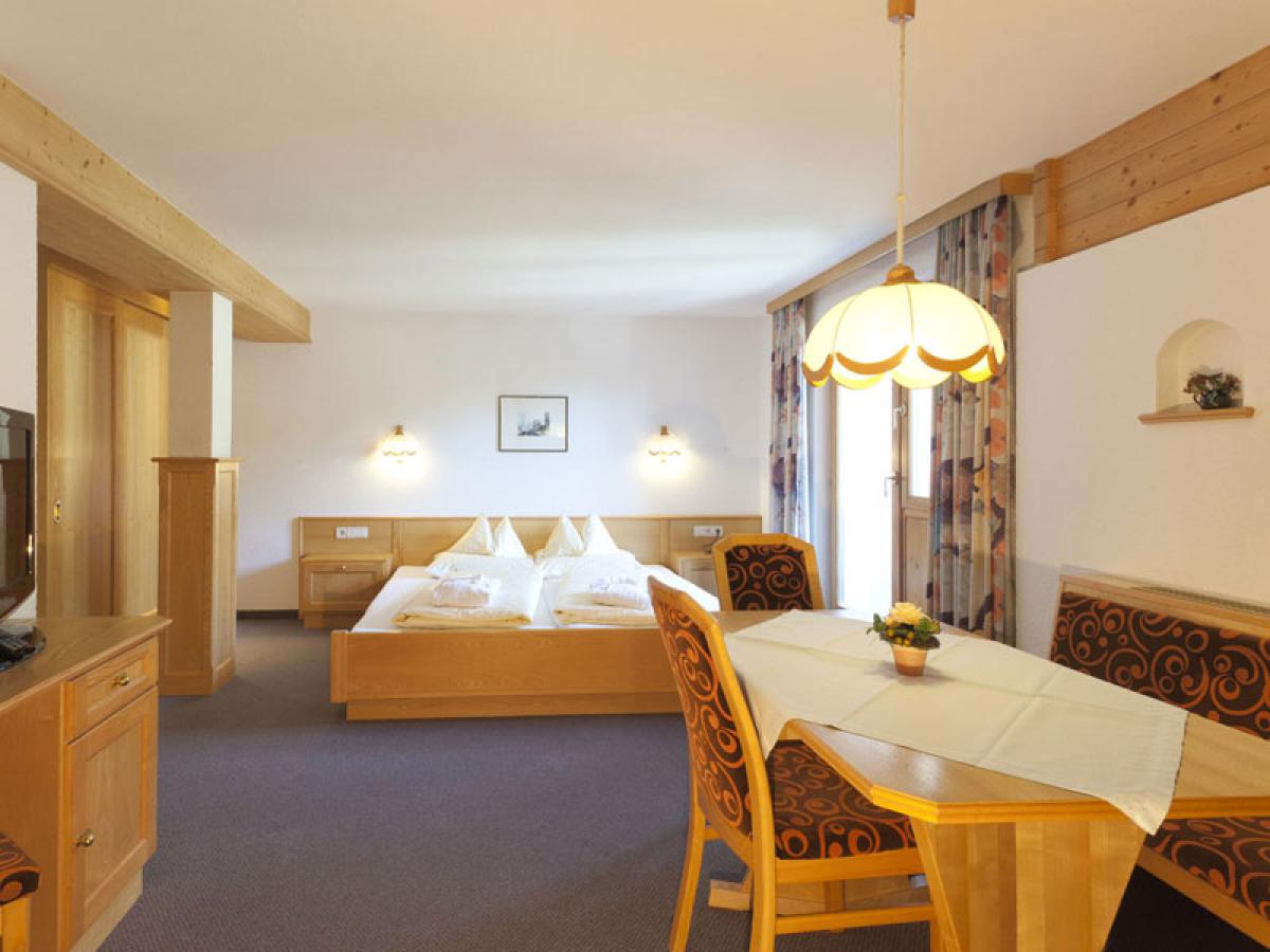 Hotel 3