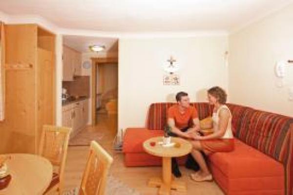 Appartement Ferienwohnung Tanzlokal