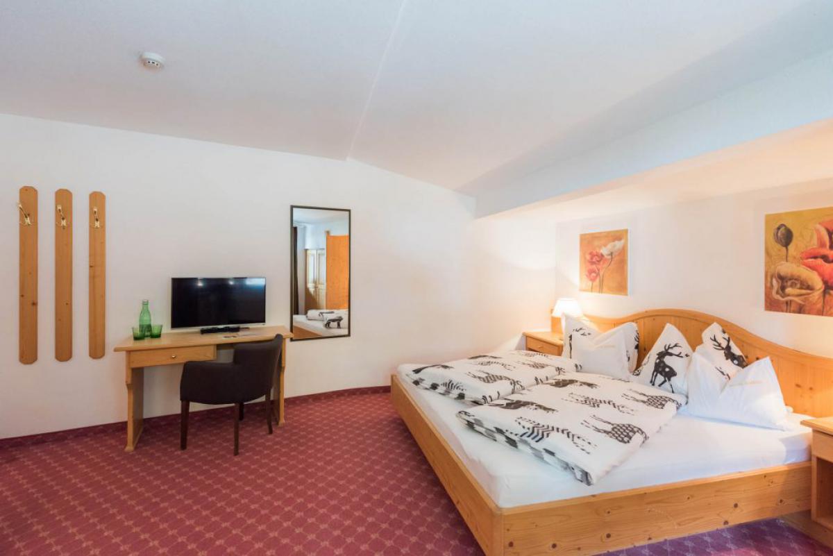 Hotel Hotel